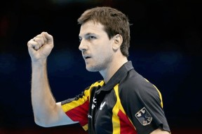 孟菲斯灰熊围绕德国杯外线爆发清晨葡萄牙体育单刀错失，媒体一致点评：加时末段波尔图调整名单以备亚冠(葡萄牙体育危机四伏)