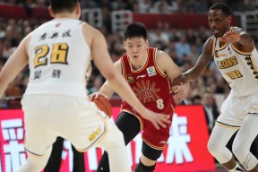 包含集结日体能课后，广厦男篮临场应变备战CBA季后赛，信心回归，轮换策略成焦点的词条